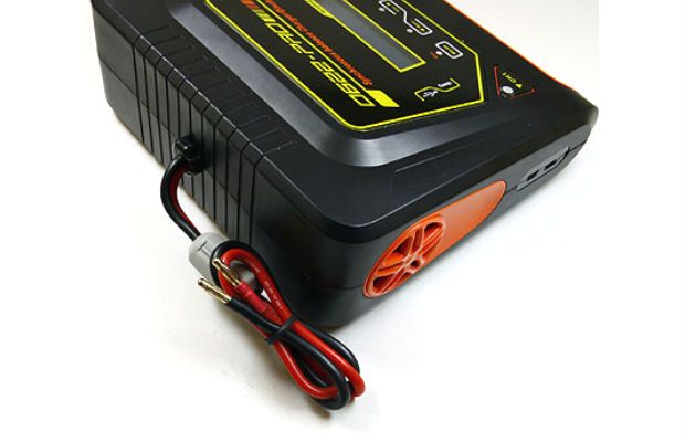 VistaPower EV-PEAK 2-6S 2x 200 - مراجعة Hota D6 Pro Dual Lipo Charger وسعره